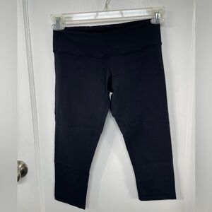 Lululemon Wunder under crop size 4